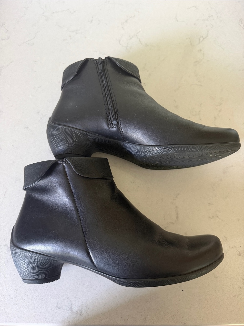 Ecco Black Leather Ankle Booties with Low Block Heel